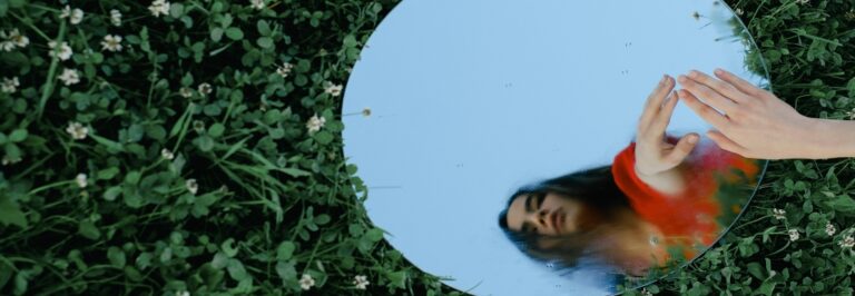 Para los artistas, Instagram y su algoritmo ya no busca la calidad, solo la cantidad