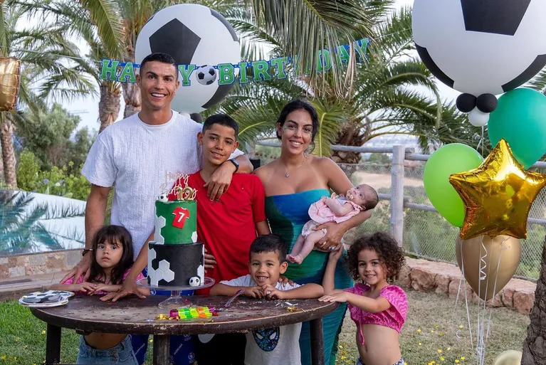 ¿Nuevo destino para Cristiano Ronaldo y su familia? ¿Volverá a España?