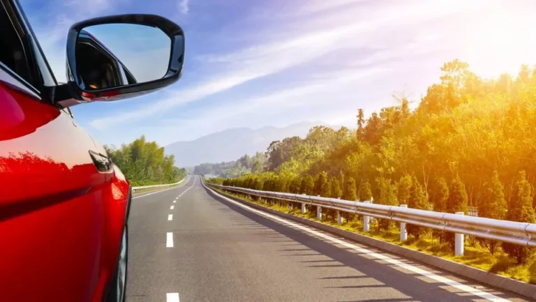 Qué papeles necesitas tener en tu vehículo para salir a la ruta