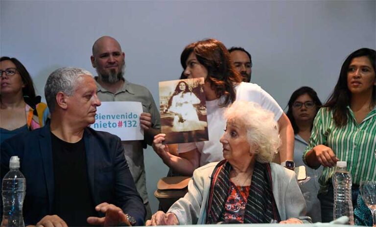 Las Abuelas de Plaza de Mayo anunciaron la restitución del nieto 132