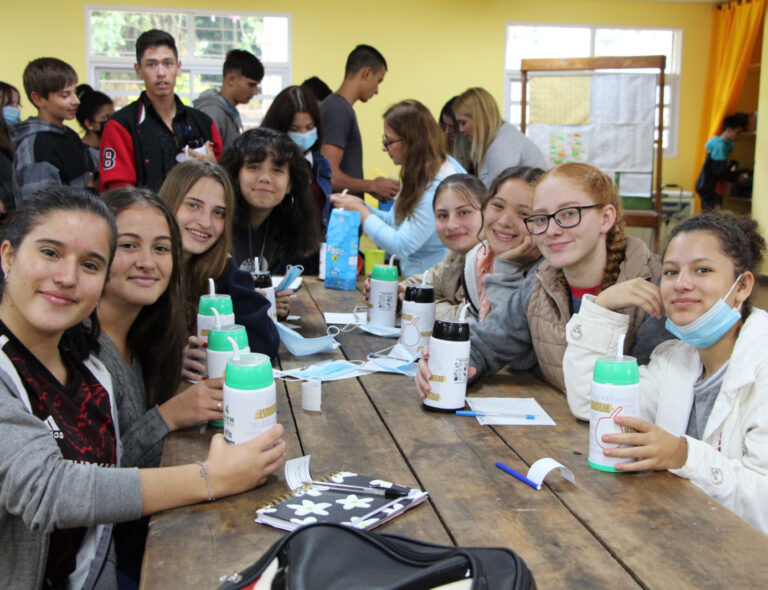 Se abrió la convocatoria a empresas para participar de “El Mate en la Escuela”