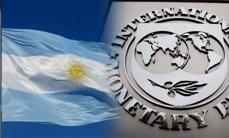 Argentina deberá pagarle esta semana 1400 millones de dólares al FMI