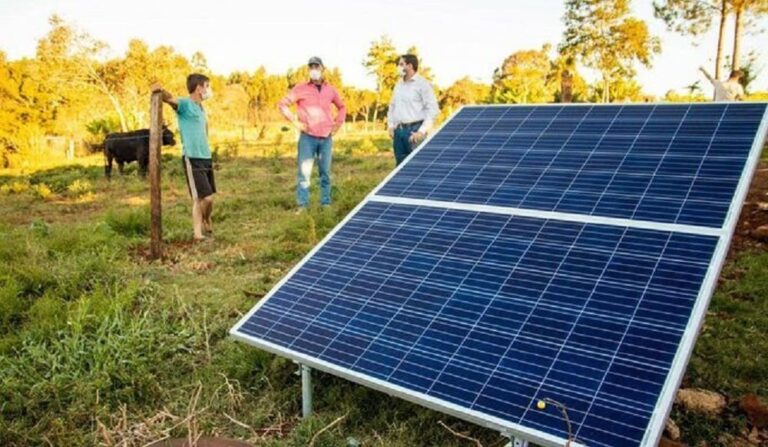Fortalecen el desarrollo de pequeños productores con energías renovables