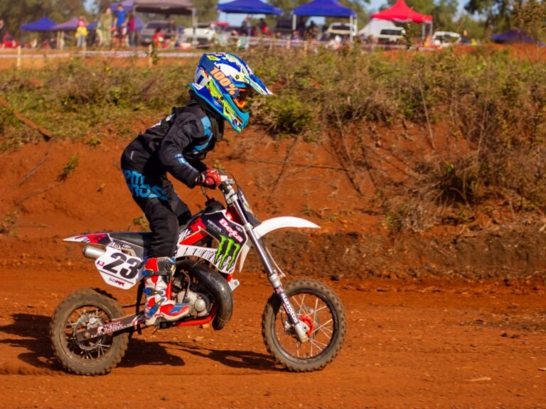 Alejo Bazzigalupi representará a la provincia en el Campeonato Latinoamericano de Super Cross