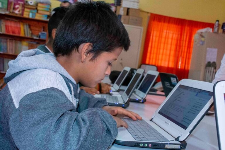 Conectividad:Ya son 30 municipios misioneros los que están integrados a la red de fibra óptica