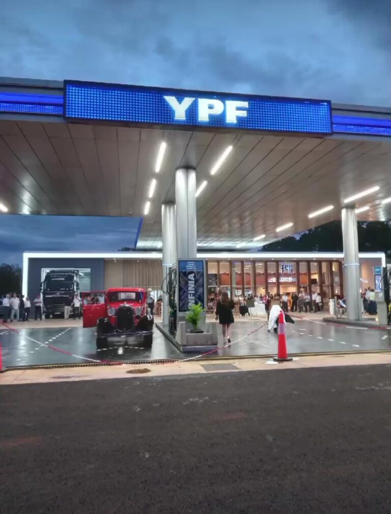 Abrieron una estación de servicio en Itaembé Guazú que da empleo a 22 personas