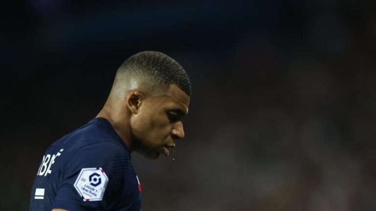 Mbappé se pierde la ida de los octavos de final de la Champions por lesión