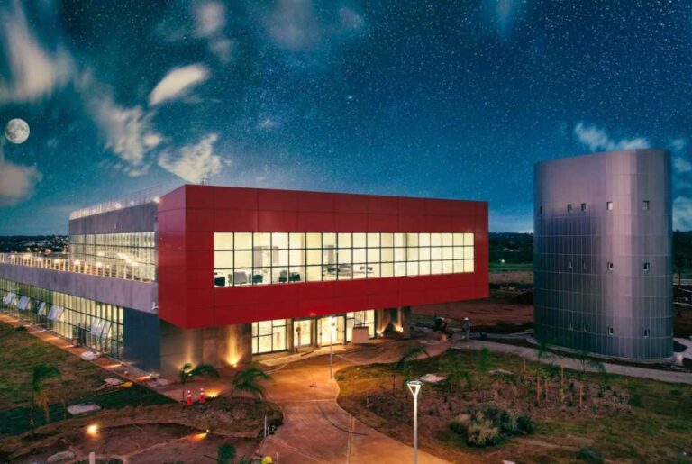 Inauguran edificio de Silicon Misiones