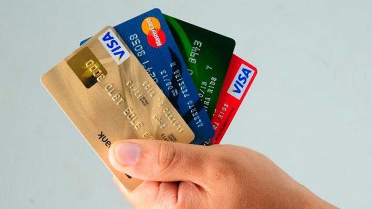 El Gobierno anunció un aumento en los límites de las tarjetas de crédito para impulsar…