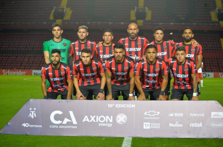 Patronato juega por primera vez la Libertadores en su cancha y espera una fiesta