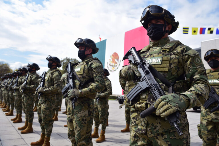 El presidente de México reconoció que militares ejecutaron a cinco civiles