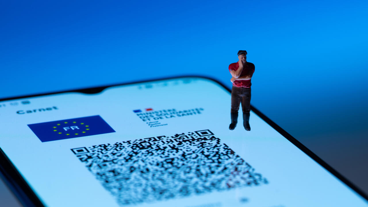 La OMS creará un pasaporte mundial de salud inspirado en modelo europeo