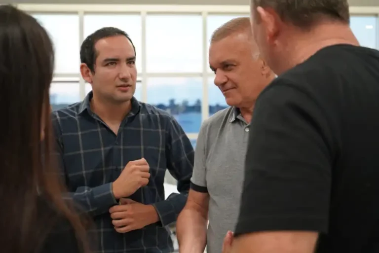 Avanza el fortalecimiento de las aulas maker con tecnología de punta