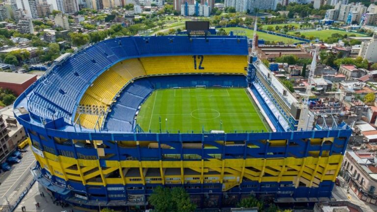 Boca recibe a Colo Colo de Chile, en busca de la clasificación a octavos de…