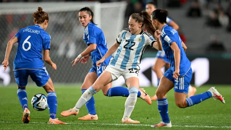 Mundial de fútbol femenino: Argentina cayó ante Italia en el debut