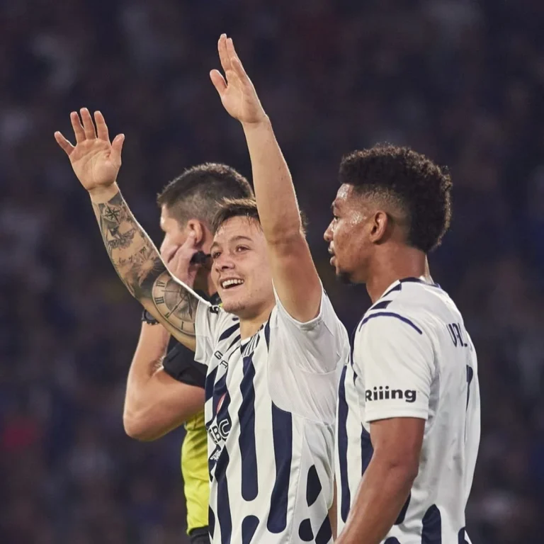 Talleres dio el golpe y dejó a River afuera de la Copa Argentina