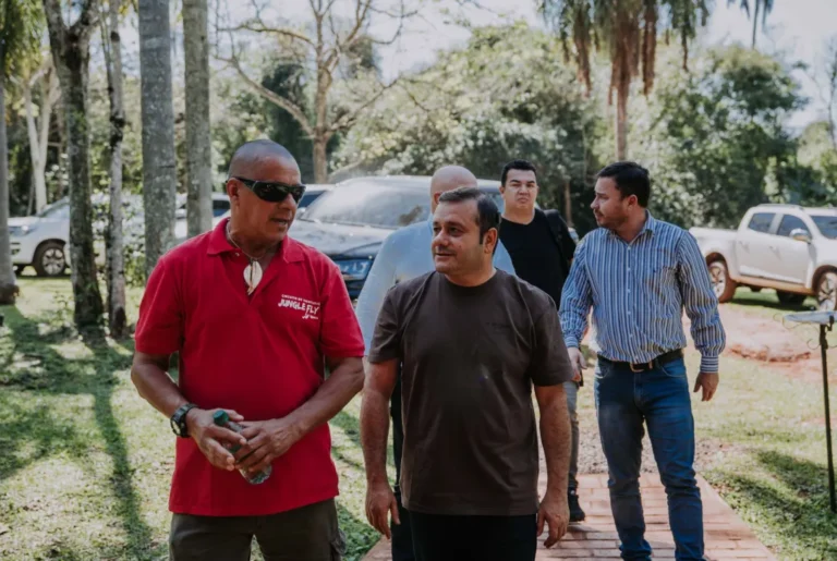 Turismo, salud y cultura: la agenda de Herrera Ahuad en la ciudad de las Cataratas