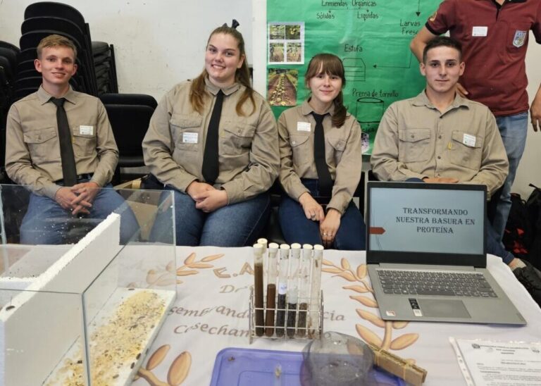 Economía circular: estudiantes presentaron proyectos para cuidar el ambiente