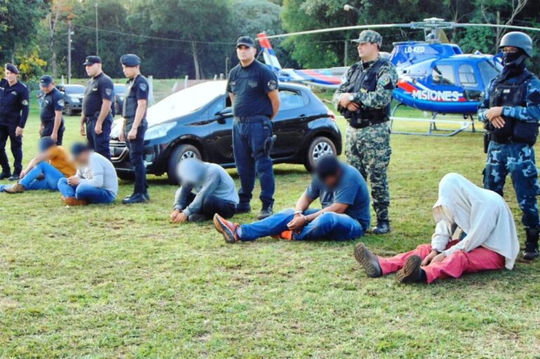 Misiones: Detuvieron a seis personas e incautaron toneladas de marihuana