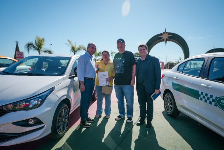 Más trabajadores del volante recibieron las unidades 0Km del Ahora Taxi