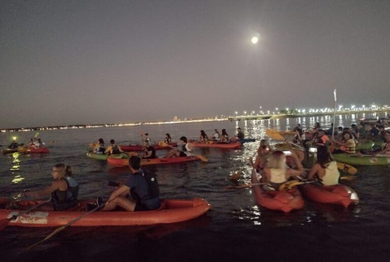 Paseo de luna llena en kayak, una excelente propuesta para disfrutar del Río Paraná