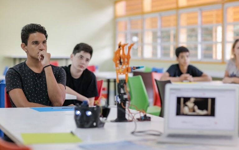 La Escuela Secundaria de Innovación suma una nueva orientación en su oferta académica