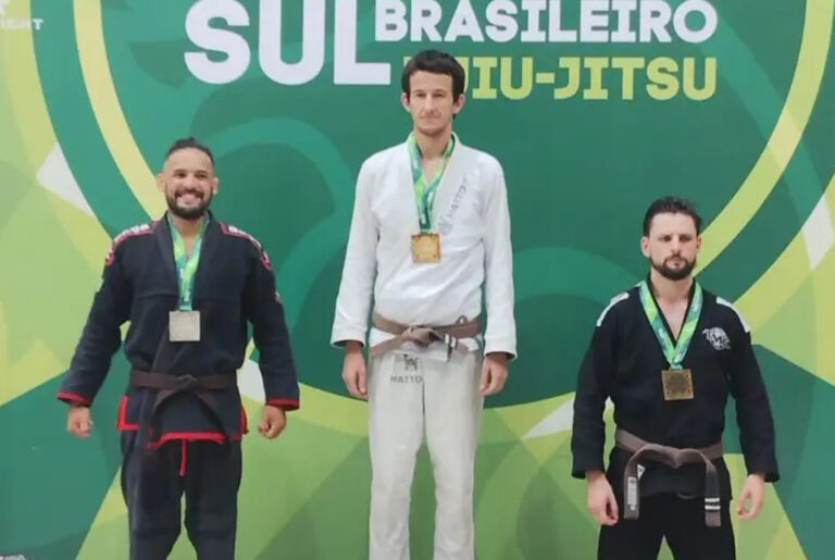 Jiu Jitsu: un misionero se lució entre los mejores en Brasil