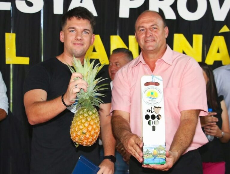 Fuerte impulso a la producción agroecológica de ananá en Colonia Aurora