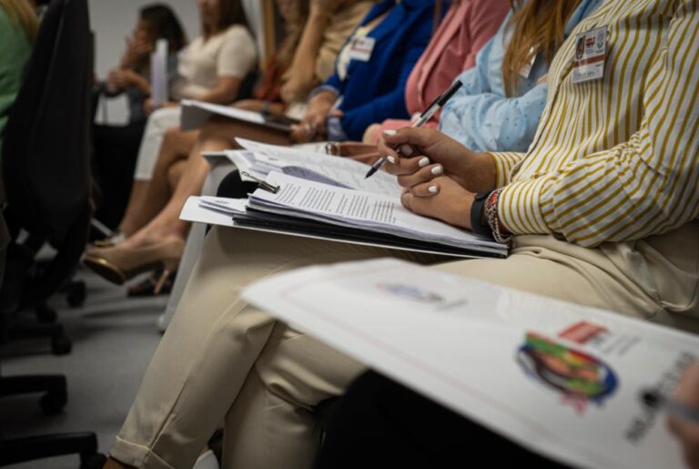 Agenda proactiva: Definen actividades en territorio para favorecer el protagonismo de las mujeres en la…