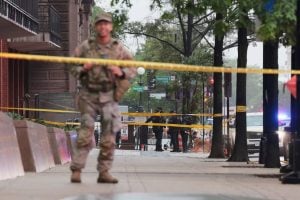 Tiroteo cerca de la Casa Blanca: el Servicio Secreto abatió&hellip;