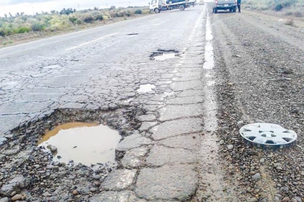 Tres provincias denuncian abandono de rutas nacionales y advierten por&hellip;