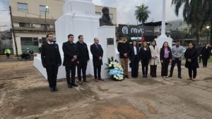 Stelatto encabezó el izamiento de la Bandera en Posadas por el Día de la Bandera