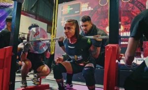 Carina Chávez, campeona nacional de powerlifting: cuatro récords y clasificación al Iberoamericano