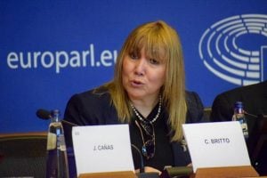 Cecilia Britto advierte sobre el desgaste del oficialismo y diferencia la figura de Passalacqua