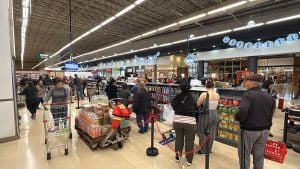 La Anónima abrió en Posadas su única sucursal en el norte del país y mantuvo…