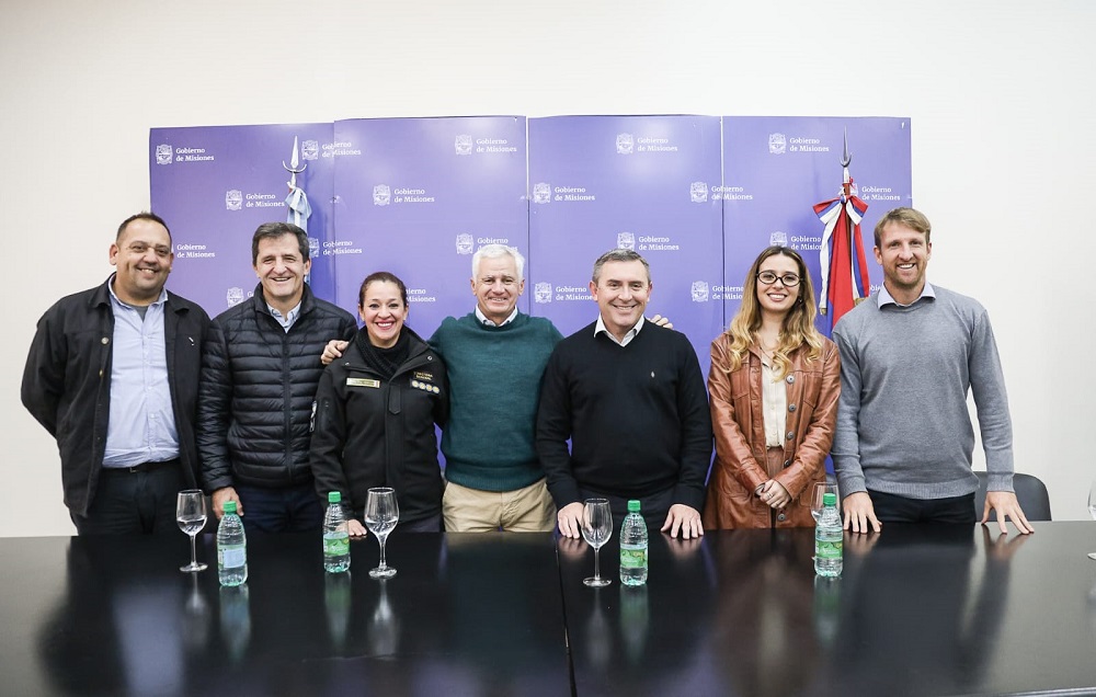 Misiones firmó un convenio para fortalecer programas de reinserción en unidades penitenciarias
