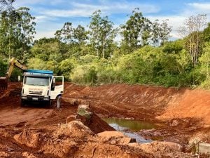 Puerto Rico mejora calles y desagües en el loteo Klein con apoyo de una empresa frigorífica