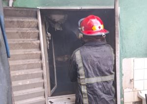 Un incendio destruyó una habitación en una vivienda de Posadas