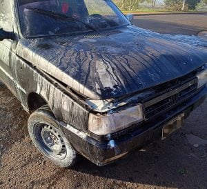 Una falla eléctrica desató un principio de incendio en un auto en Posadas