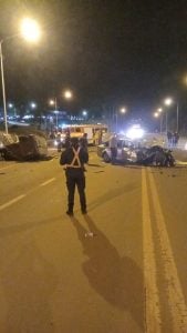 Un muerto y tres heridos en un choque entre un BMW y una Kangoo sobre…