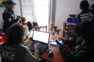 Detienen a un docente de San Ignacio por tenencia de material de abuso sexual infantil: investigan uso de inteligencia artificial para manipular imágenes