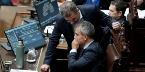 La Libertad Avanza acordó con el PRO y la UCR para frenar la interpelación de Adorni en Diputados