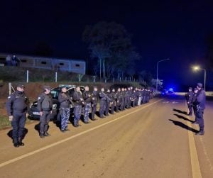 Mega operativo en Bernardo de Irigoyen tras un secuestro y disparos contra la Policía