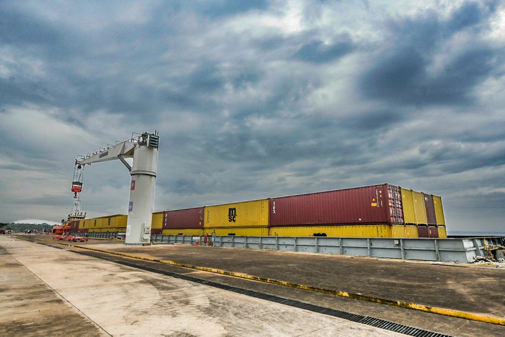 Empresarios de Oberá se reúnen para conocer las ventajas del puerto de Posadas en comercio exterior