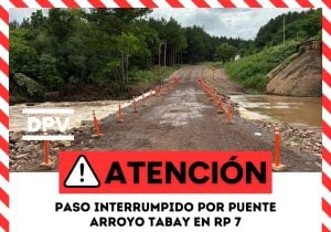 Cortan el tránsito en el puente del arroyo Tabay sobre la Ruta Provincial 7 por las lluvias