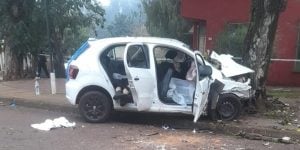 Choque fatal en Eldorado: un adolescente sigue en terapia intensiva y la policía busca esclarecer&hellip;