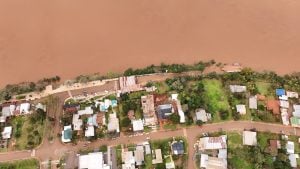 La creciente cede en el norte misionero y la costa del Uruguay, pero siguen los…