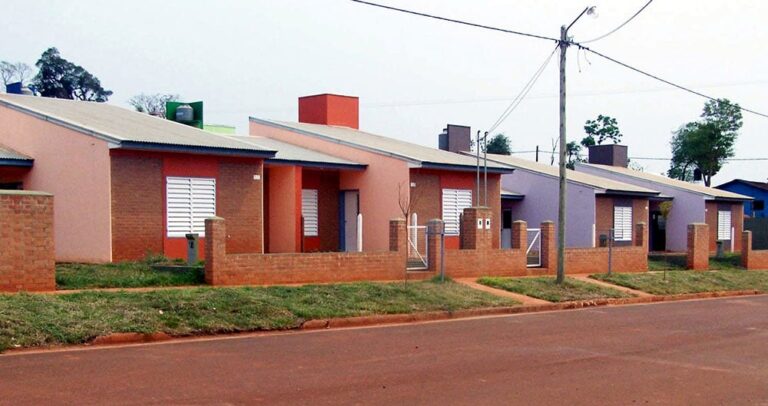 IPRODHA prevé entregar viviendas desde agosto y prepara una nueva convocatoria para Posadas