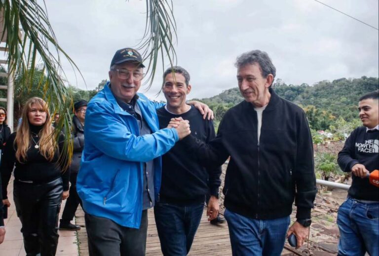 Passalacqua encabezó una nueva jornada de trabajo con intendentes de casi 40 municipios de la…