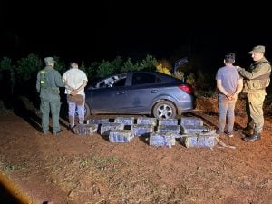 Intentaron escapar de un control de Gendarmería en la Ruta 7 y los atraparon con…